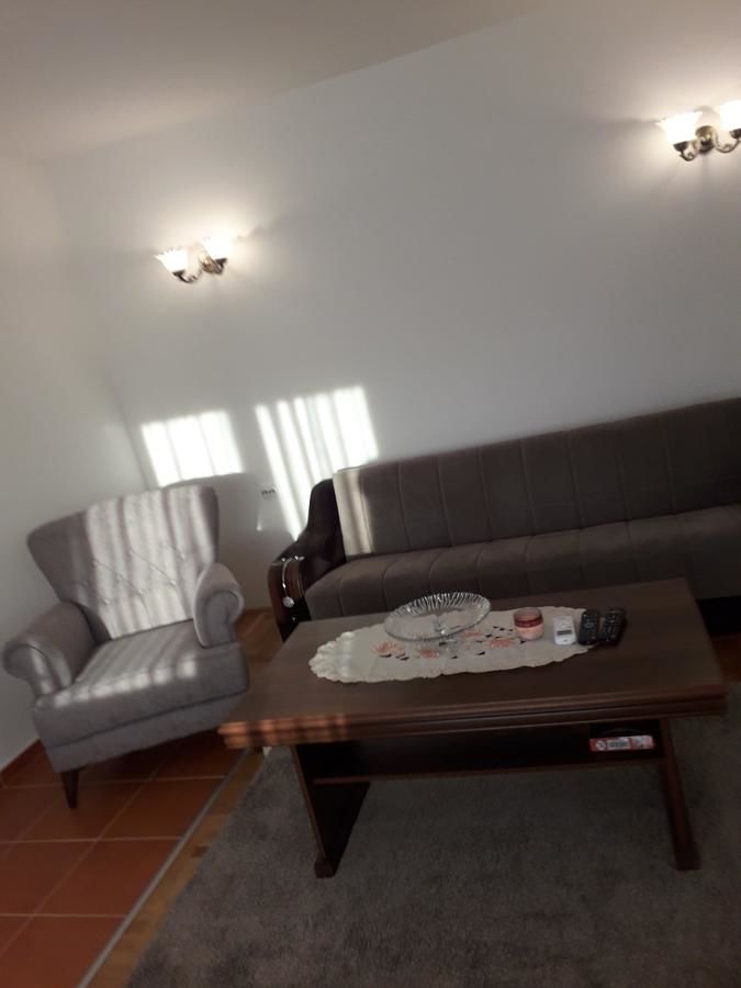 Апартаменты Apartment Čari Вирпазар
