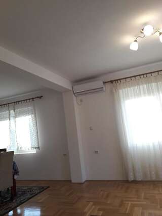 Апартаменты Apartment Čari Вирпазар Апартаменты с балконом-44